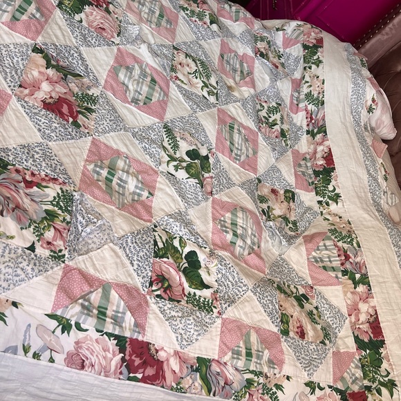 Floral Patchwork Queen Size Quilt - Pink and Green - Picture 3 of 5